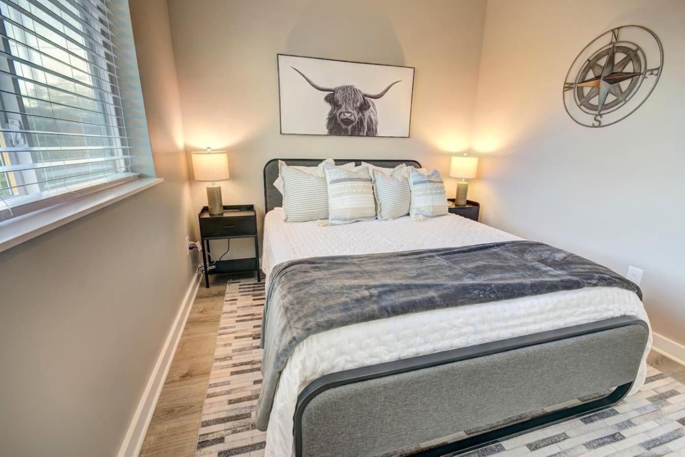 The Lodge At Little Ranches Central Sleeps 26 Wimberley Eksteriør bilde