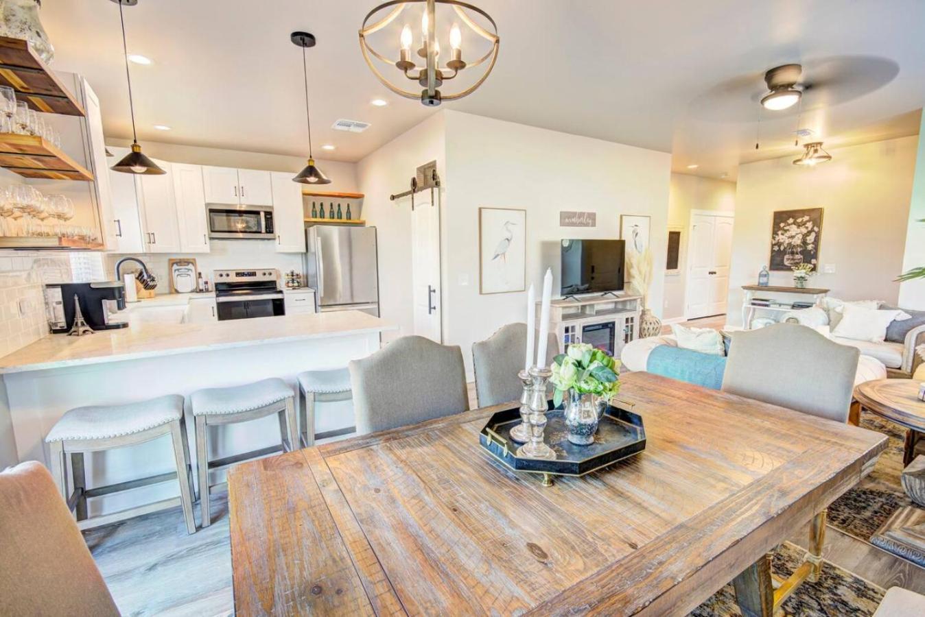 The Lodge At Little Ranches Central Sleeps 26 Wimberley Eksteriør bilde