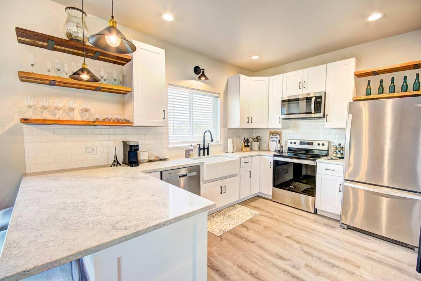 The Lodge At Little Ranches Central Sleeps 26 Wimberley Eksteriør bilde